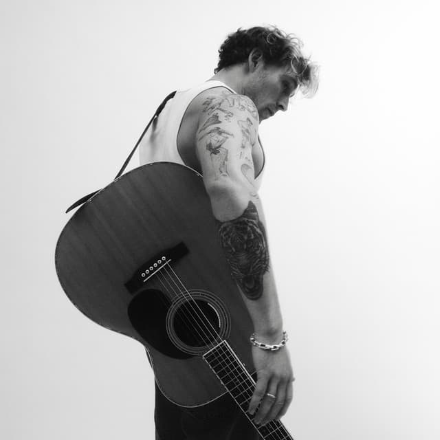 Ham Med Guitaren by Christopher