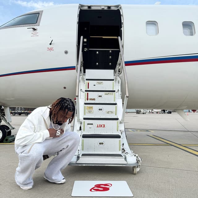 700 PFERDE / UP SEHEN by reezy