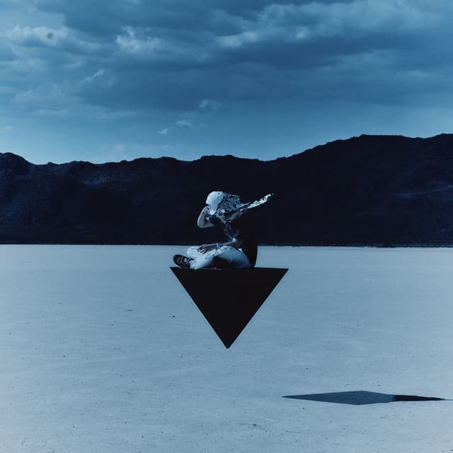 Modo Oculto by Yan Block