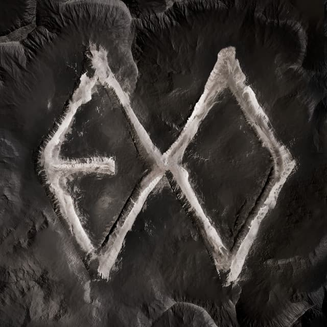 REVERXE - The 8th Album by EXO