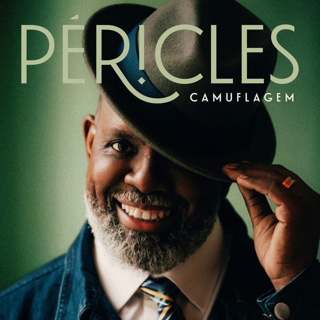 Camuflagem by Péricles