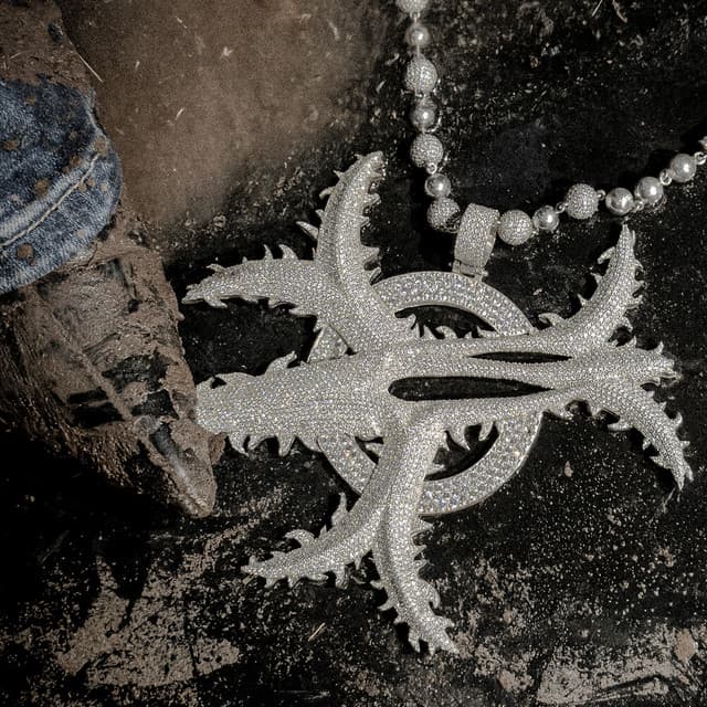 Y si peleamos by Easykid, Kali Uchis