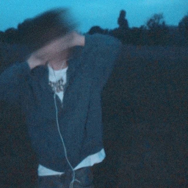 would u love me? by s0rrow