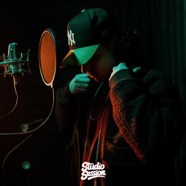 ÎN OCHII TĂI (Studio Session #12) by Yakki, SEEK TV